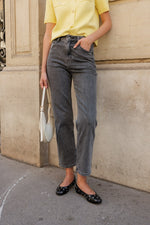 CAMILA STRAIGHT LEG JEANS - Gray