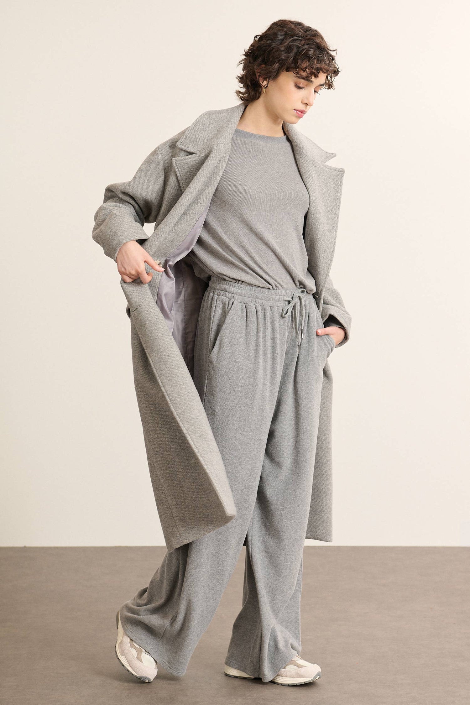 TRAVIS Long Wool Coat