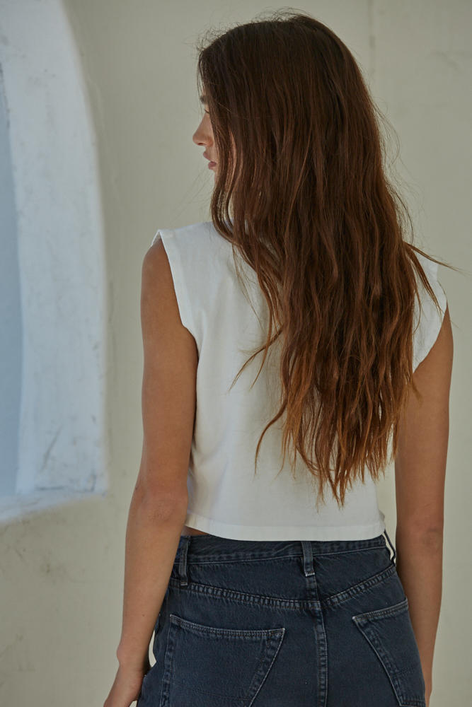 NOÉMIE CROPPED MUSCLE TEE
