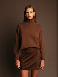 PILAR TURTLENECK SWEATER