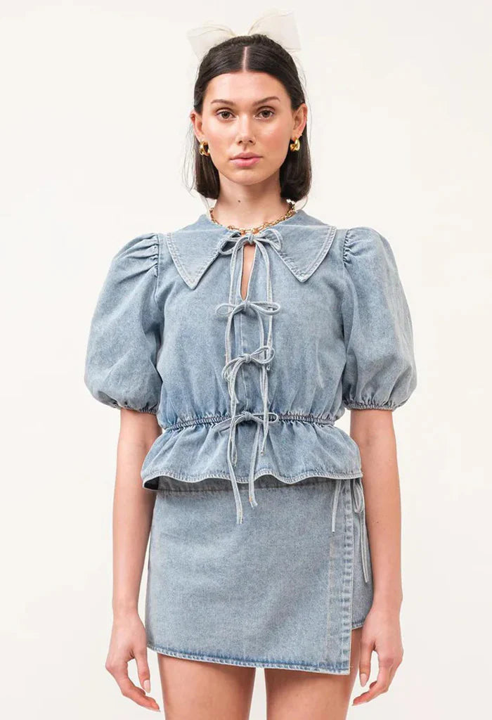 DEMI DENIM BLOUSE